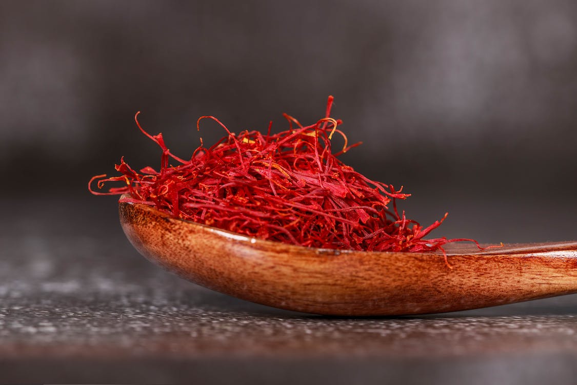 Why is Saffron so expensive? photo 0